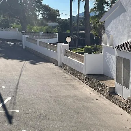 Casa Bianca 2 *